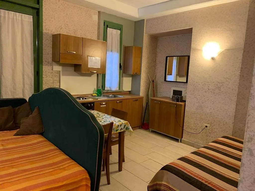 Lägenhet Gemini Studios Italien